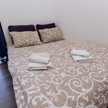 Нові Apartments Біля Жд Вокзалу Ιβανό-Φρανκίβσκ Εξωτερικό φωτογραφία