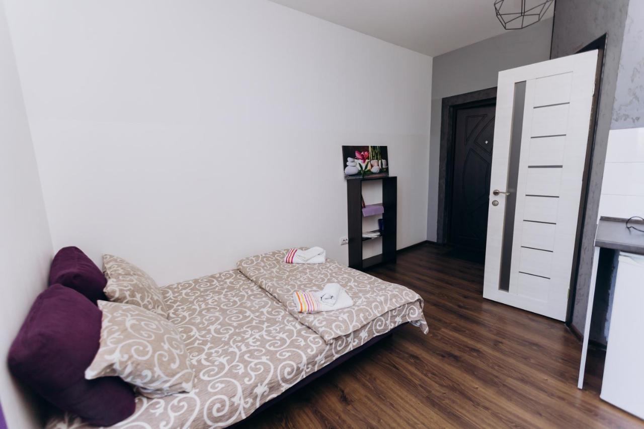 Нові Apartments Біля Жд Вокзалу Ιβανό-Φρανκίβσκ Εξωτερικό φωτογραφία