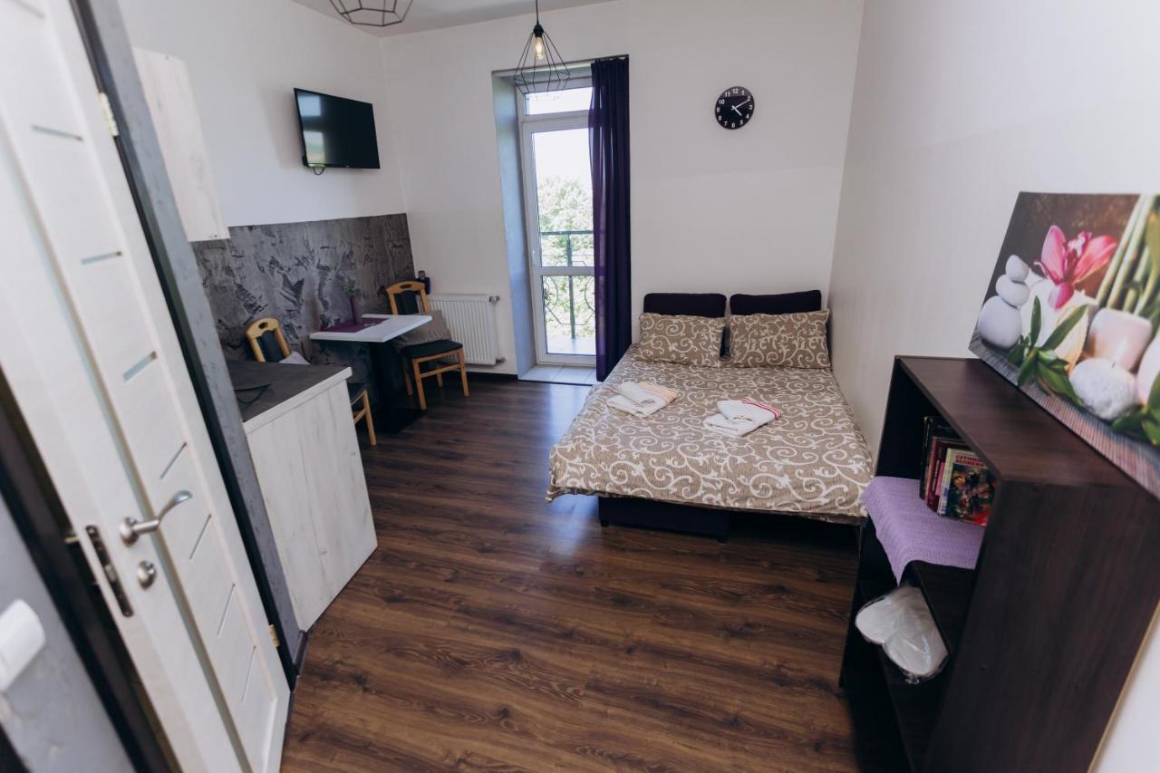 Нові Apartments Біля Жд Вокзалу Ιβανό-Φρανκίβσκ Εξωτερικό φωτογραφία