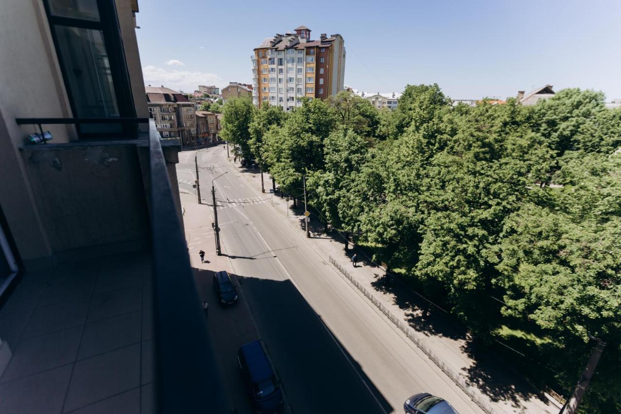 Нові Apartments Біля Жд Вокзалу Ιβανό-Φρανκίβσκ Εξωτερικό φωτογραφία
