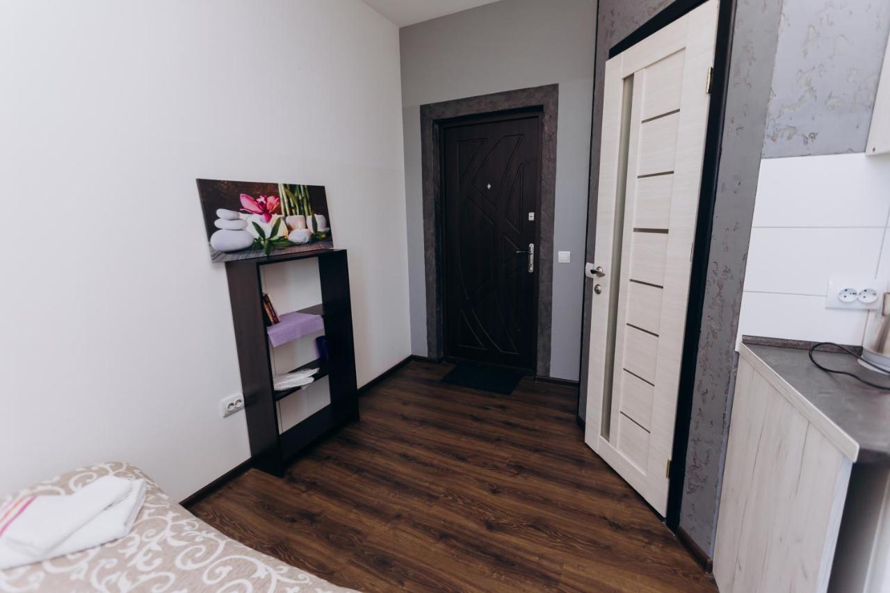 Нові Apartments Біля Жд Вокзалу Ιβανό-Φρανκίβσκ Εξωτερικό φωτογραφία